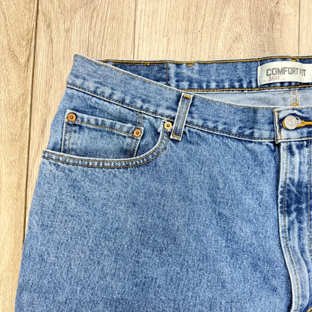 Levi's 560 Jeans Mens 40x30 Blue Denim Comfort Fit Tapered Leg Cotton Heavyweigh